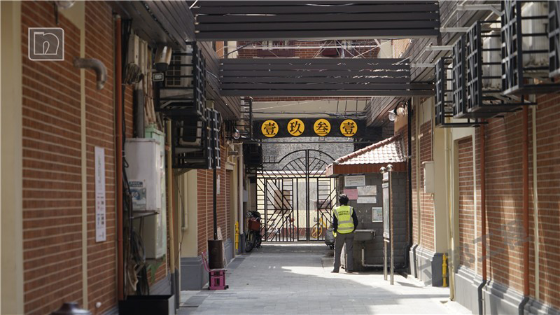 老小區(qū)改造翻新外墻膩?zhàn)悠酵啃Ч咐?png