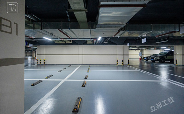 環(huán)氧自流平的優(yōu)缺點有哪些?